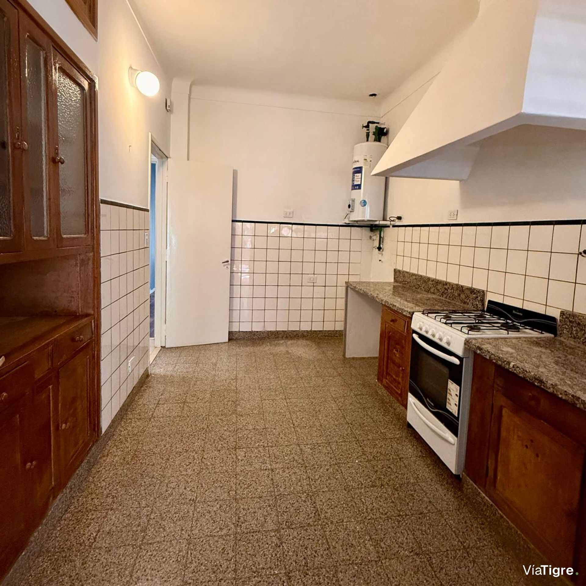 Venta casa multifamiliar en Olivos Barrio Golf