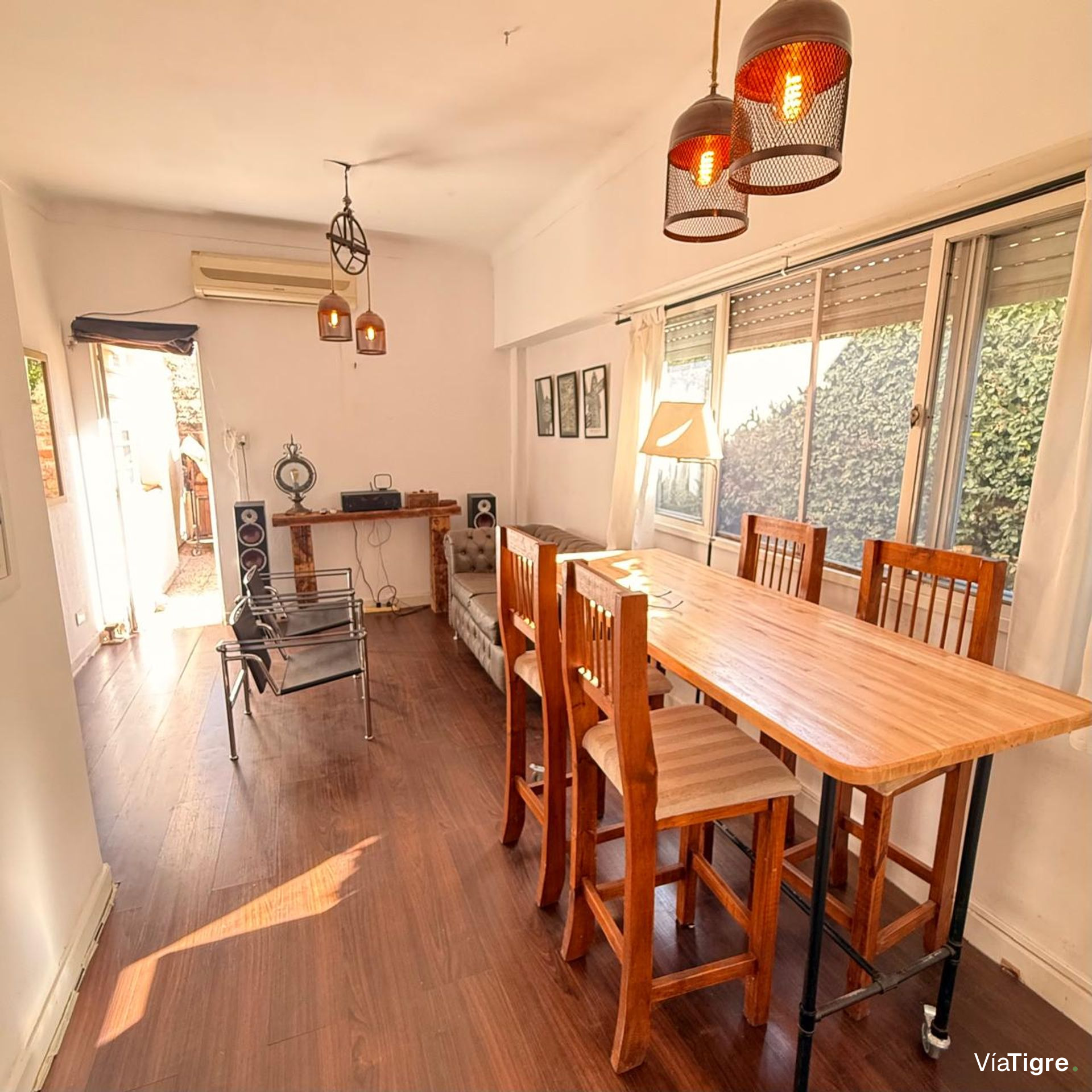 Venta casa multifamiliar en Olivos Barrio Golf