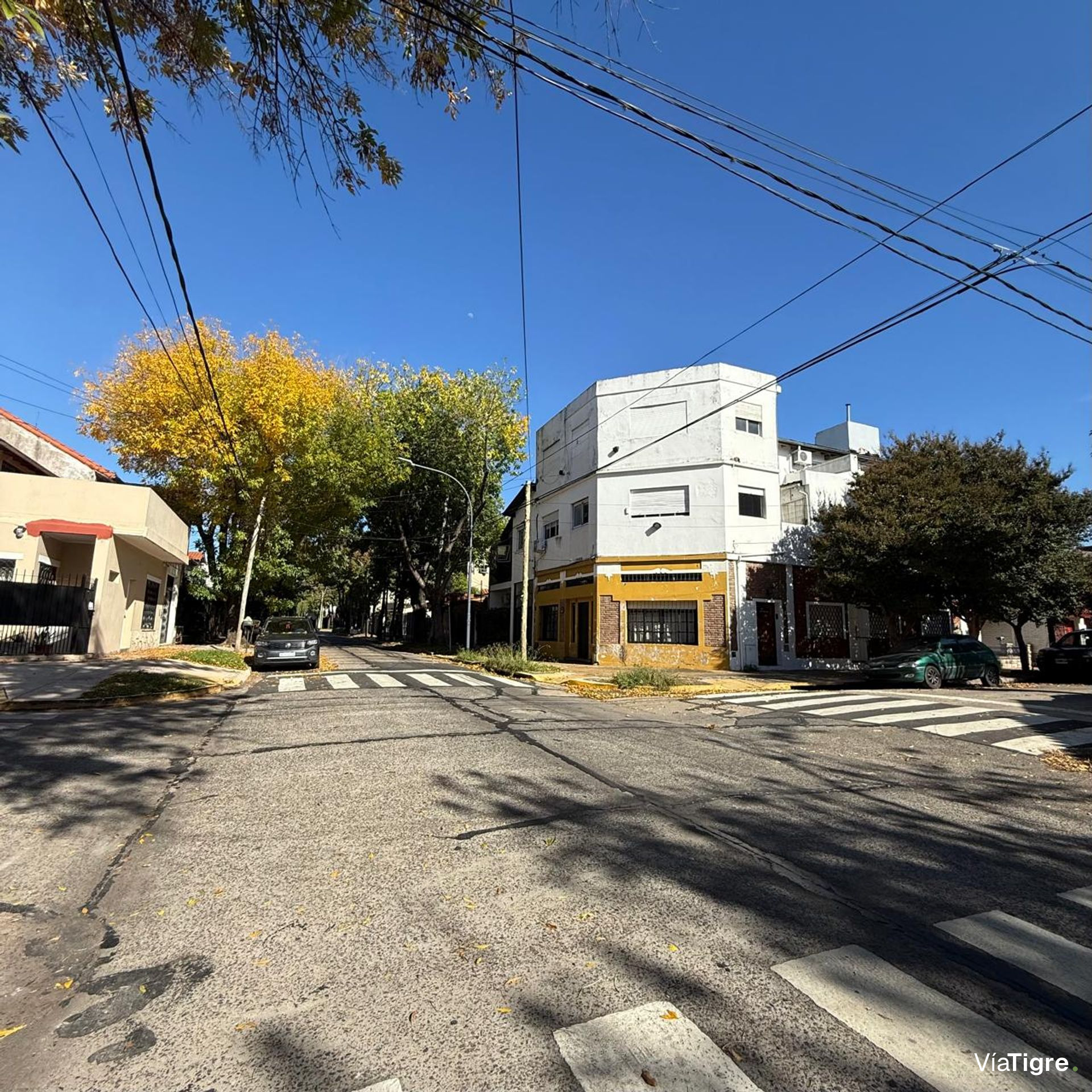 Venta casa multifamiliar en Olivos Barrio Golf