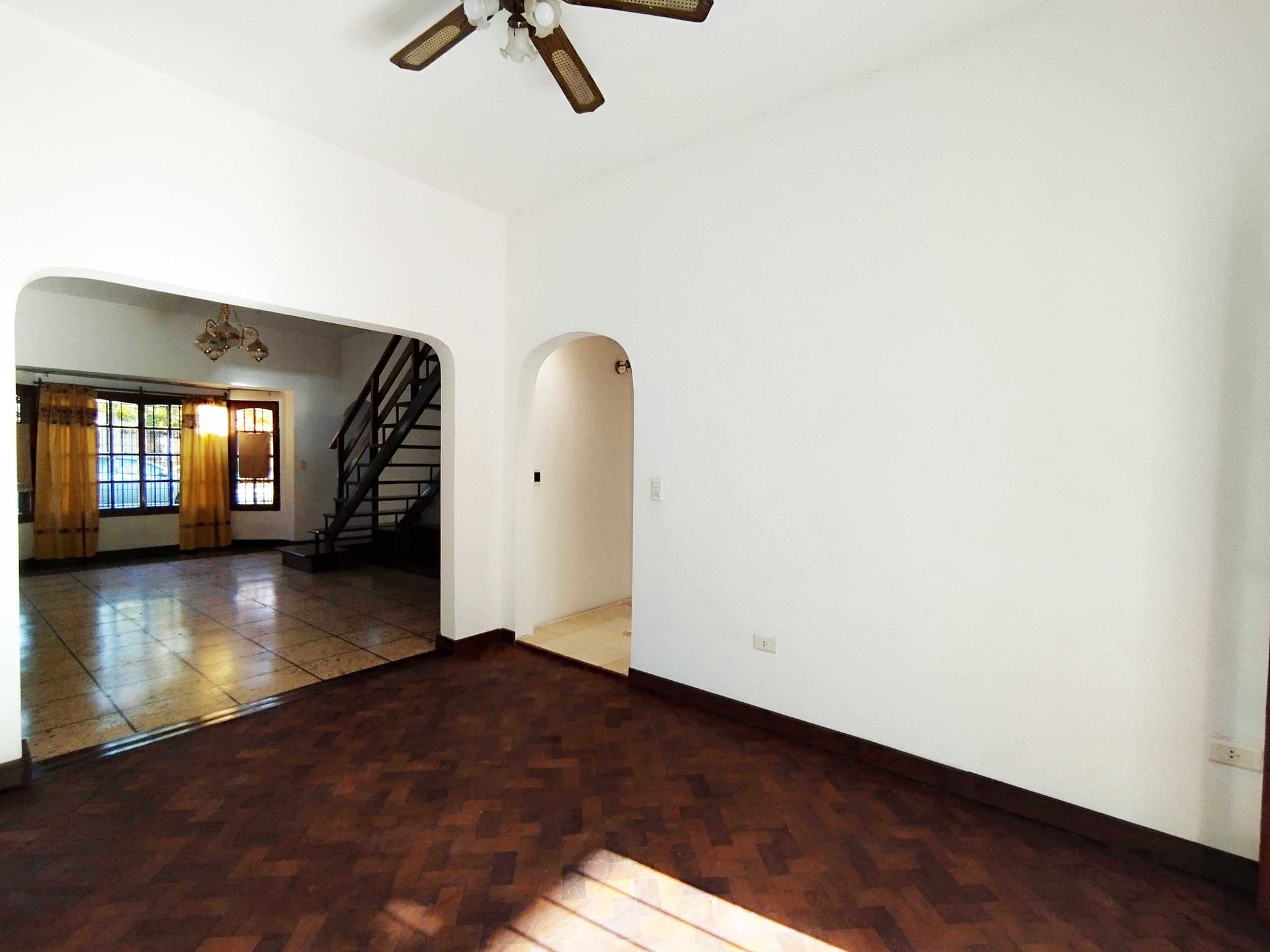 Venta Chalet General Pacheco Dos Casas Con Patio