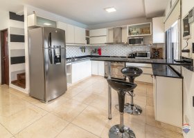 VENTA Casa 4 Amb. con Pileta Villa Adelina