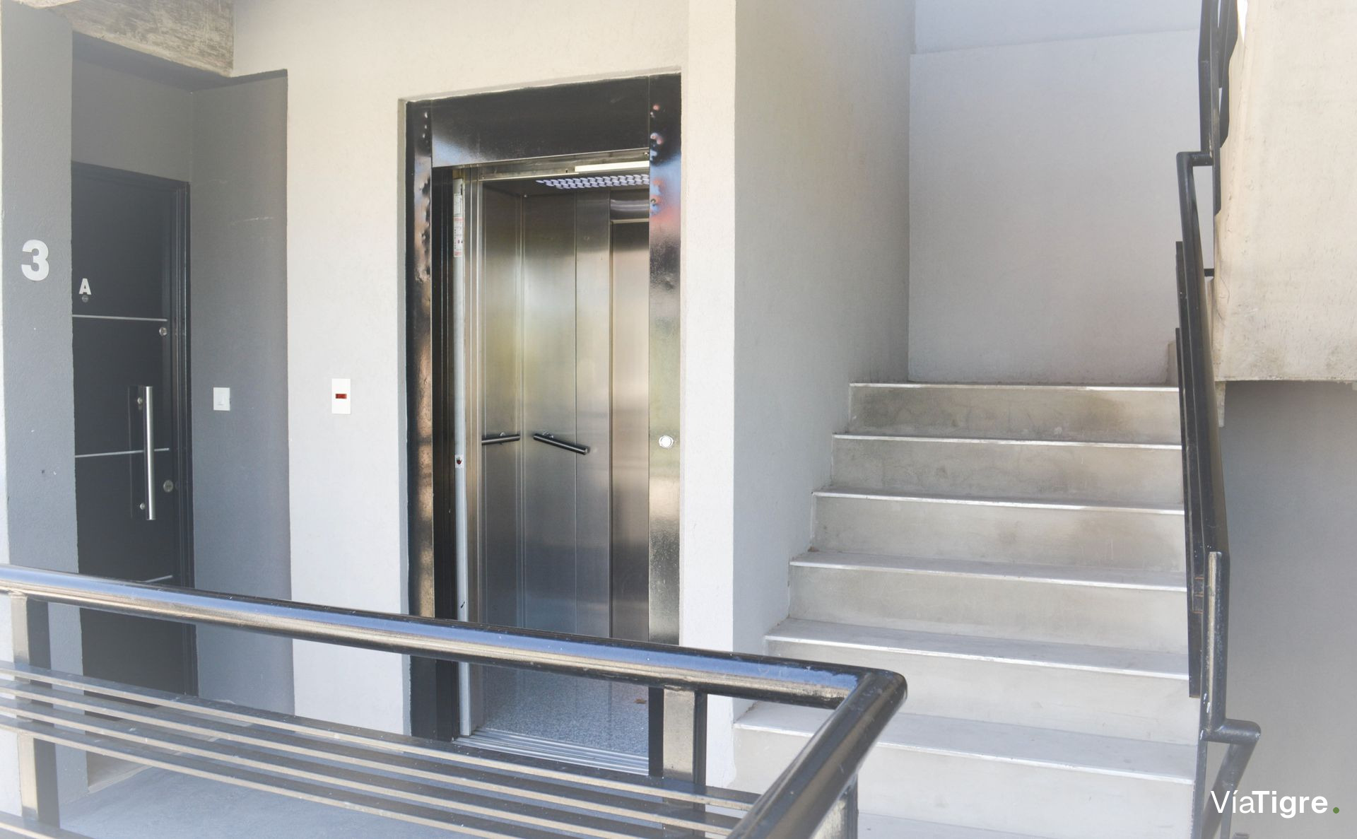 Departamento en venta en Victoria Centro c/ balcón