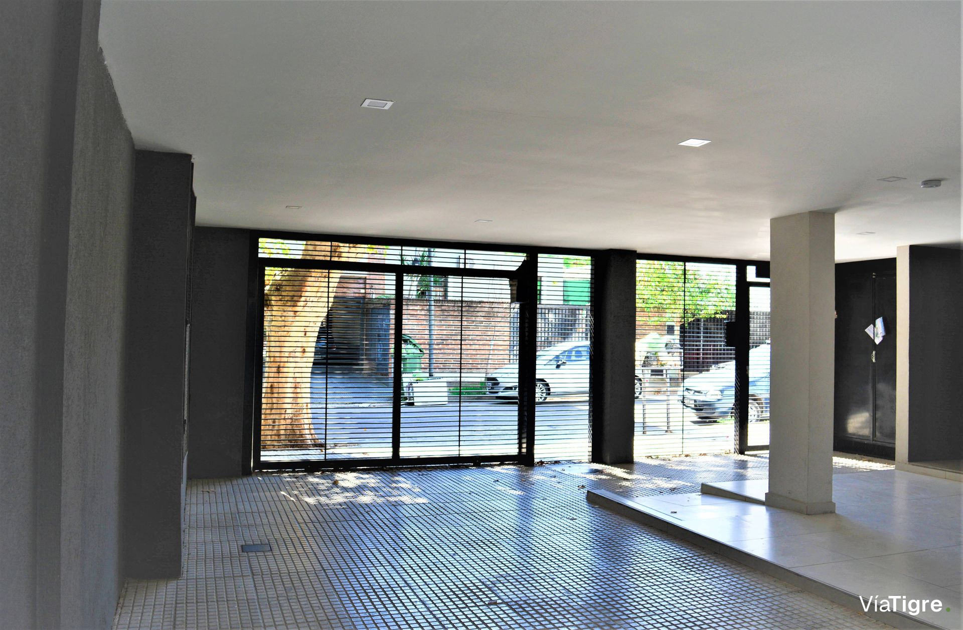 Departamento en venta en Victoria Centro c/ balcón