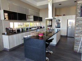 6-Room House for Sale, San Marco Villanueva