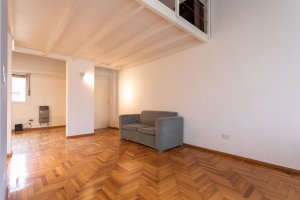 Duplex for sale – 2/3 rooms, renovated, with garage and storage, San Isidro