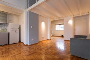 Duplex for sale – 2/3 rooms, renovated, with garage and storage, San Isidro