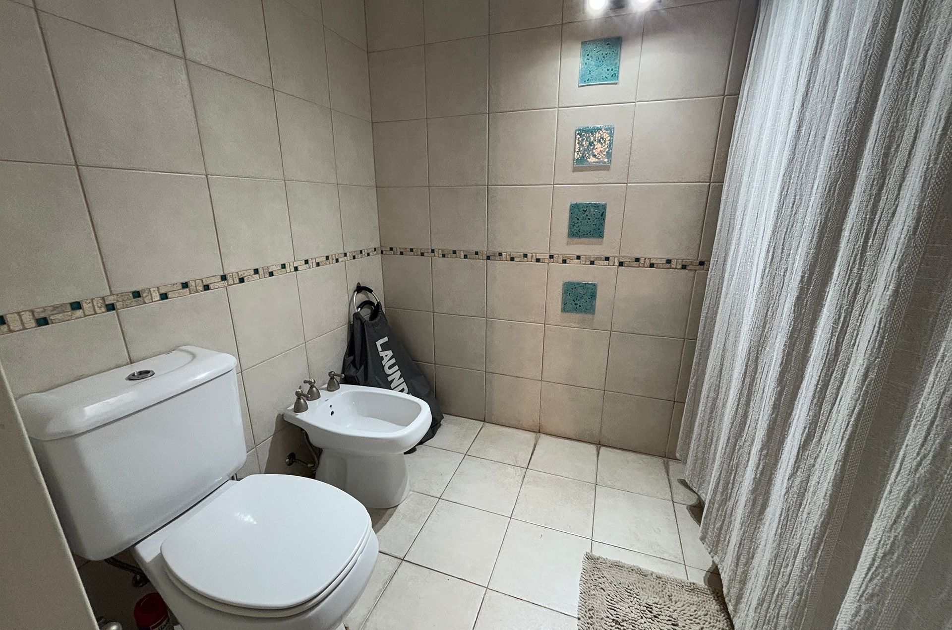 Venta Casa 5 Amb. Jardin Pileta Quincho- Martinez