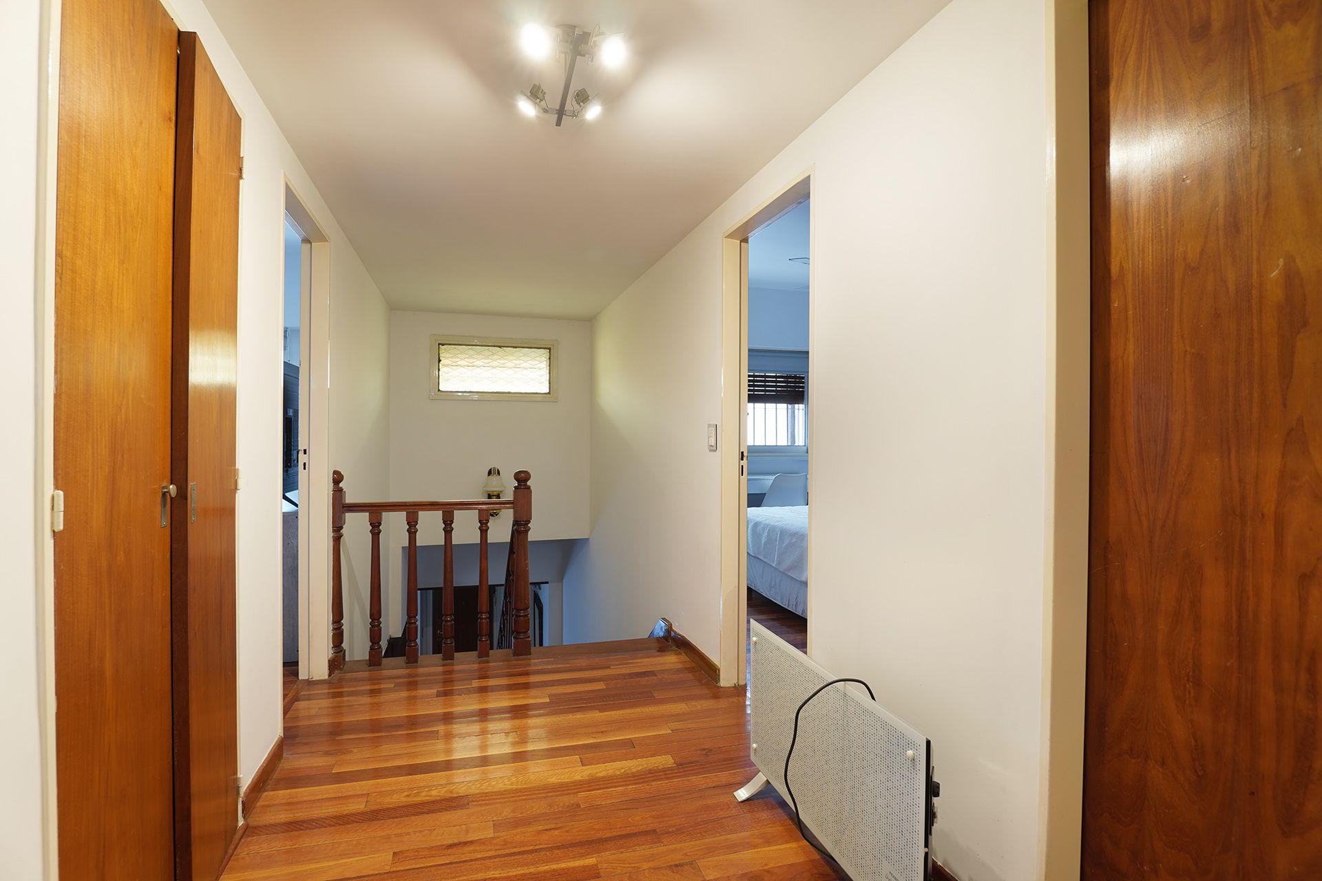 Venta Casa 5 Amb. Jardin Pileta Quincho- Martinez