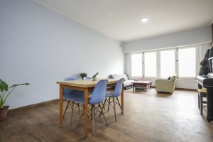 5-Room House for Sale with Garden and Pool – Martinez