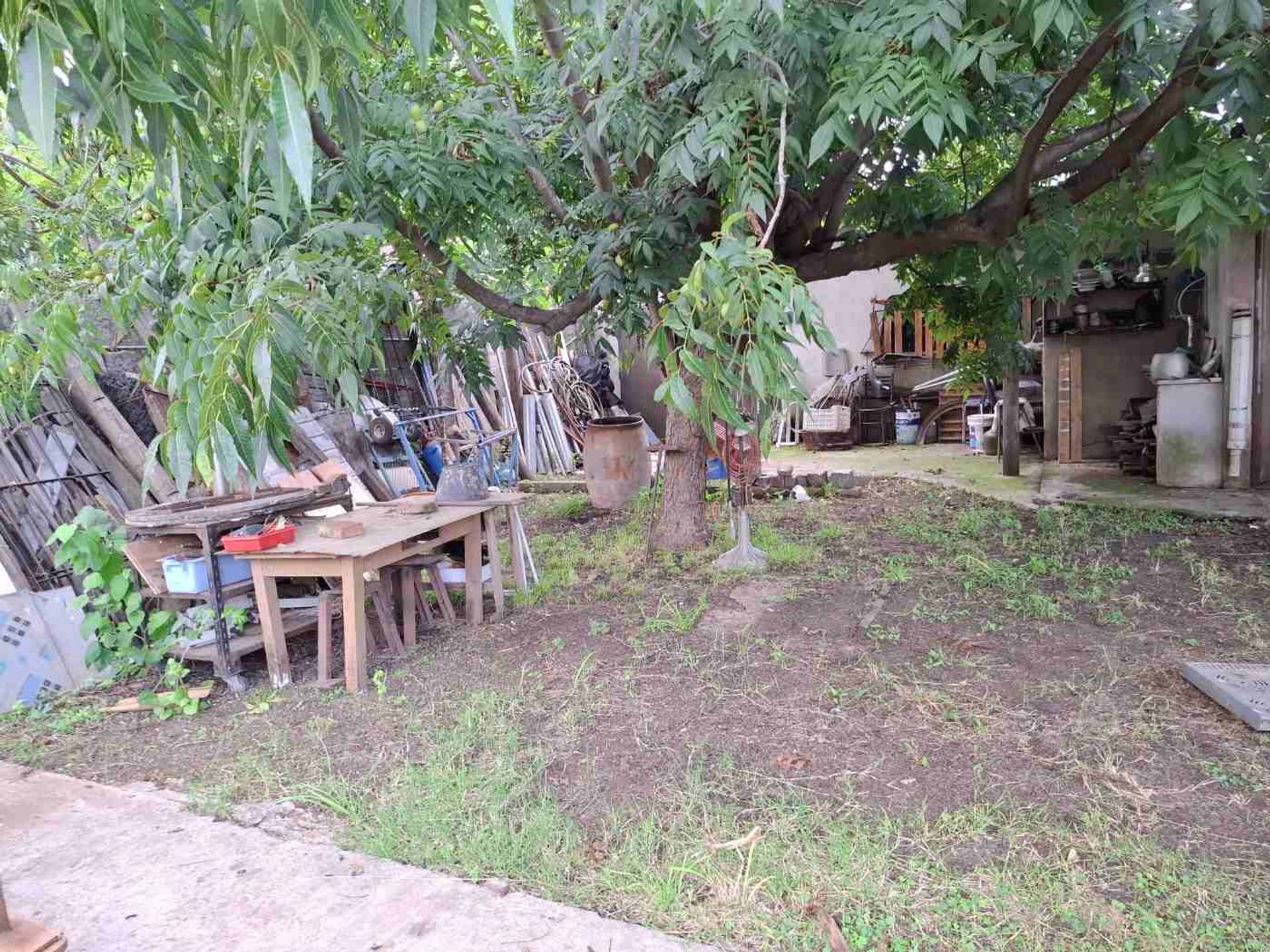 Venta Casa 3 Amb C/ Galpon Y Baño