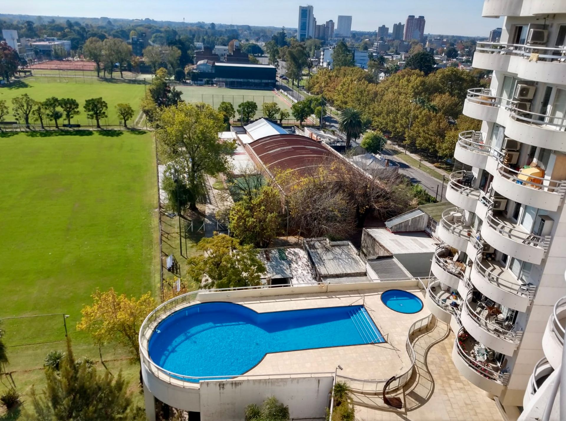 Tigre Sale: 3-room apartment with balcony terrace