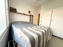 Apartment for Sale: 3 Rooms with Patio