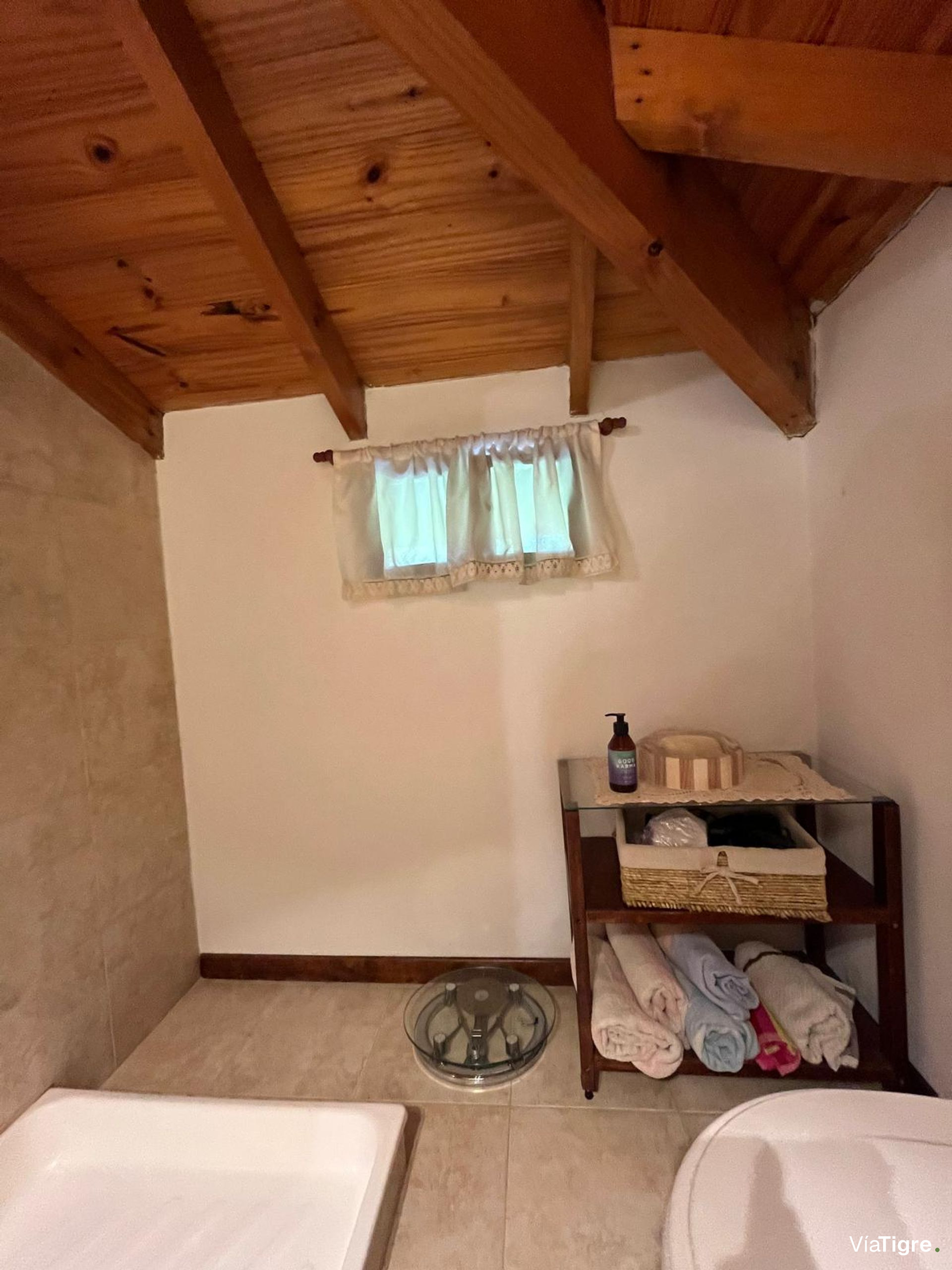 Casa arroyo Caraguata 4 ambientes Muelle propio