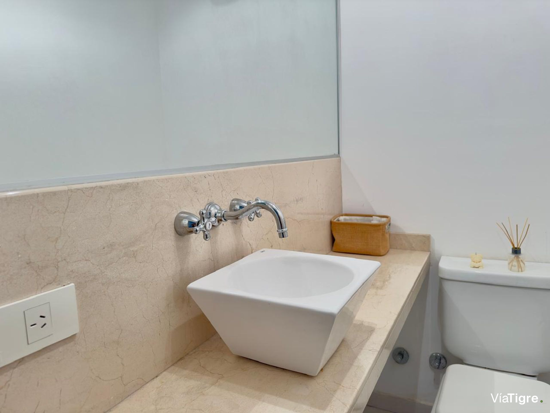 Venta Departamento 2 amb Barrio Portezuel Nordelta