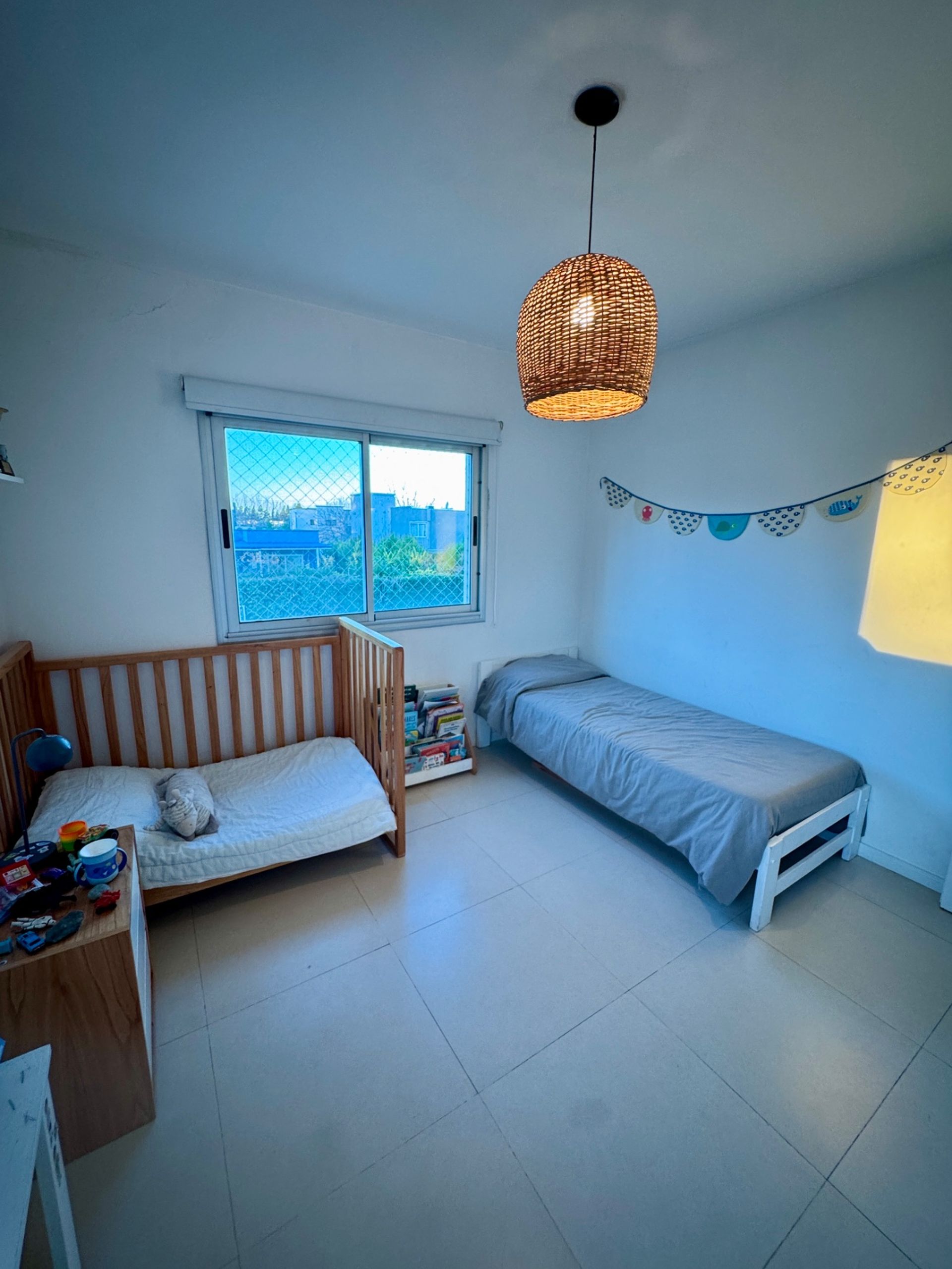 Venta casa 5 ambientes La Comarca interna A/crédt
