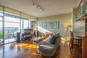 4-Room Apartment for Sale in Olivos, Presidential Quarter Zone