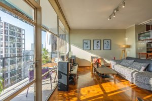 4-Room Apartment for Sale in Olivos, Presidential Quarter Zone