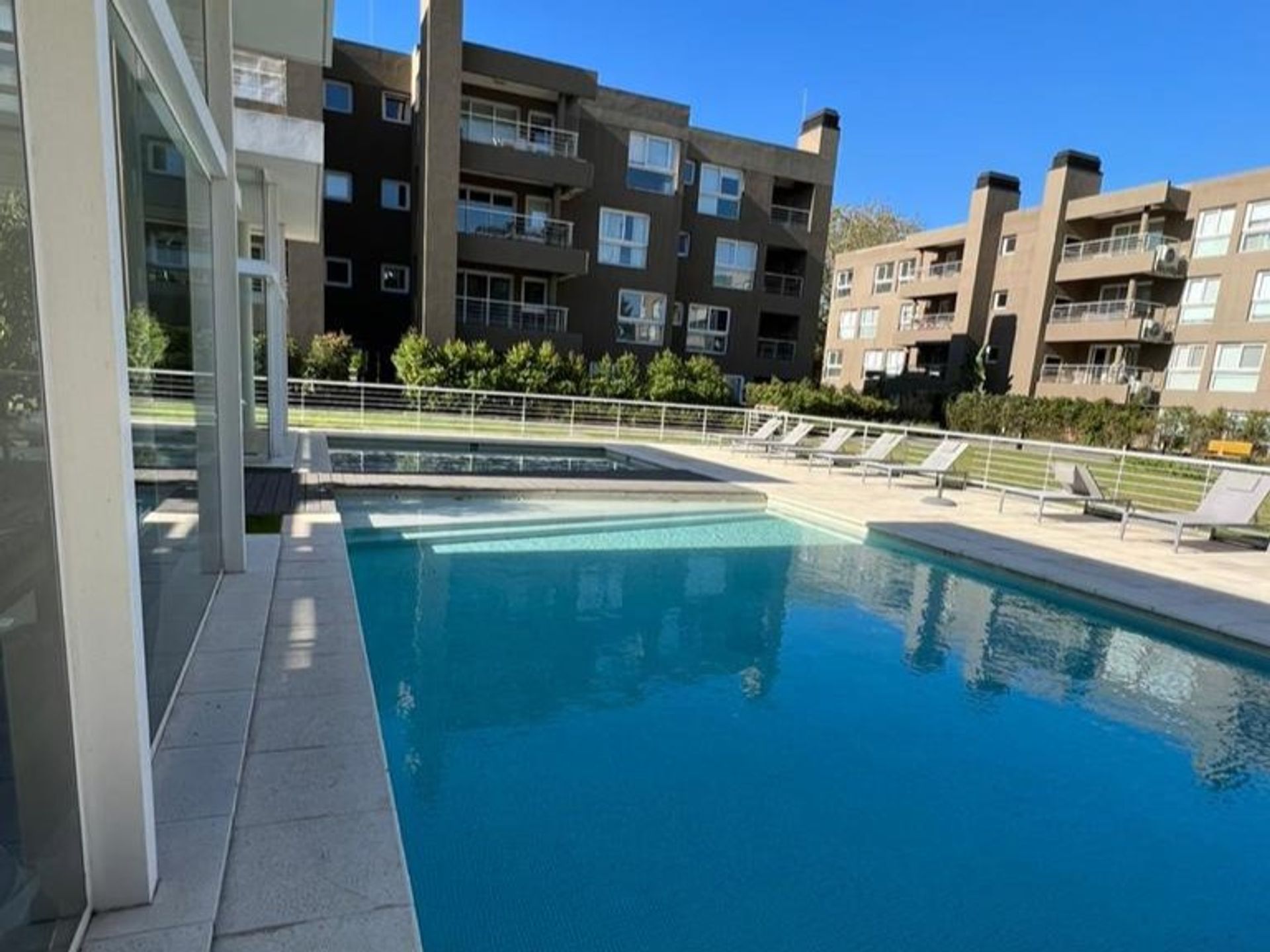 VENTA - PASIONARIA MARTINEZ - AMENITIES - 2 Coch