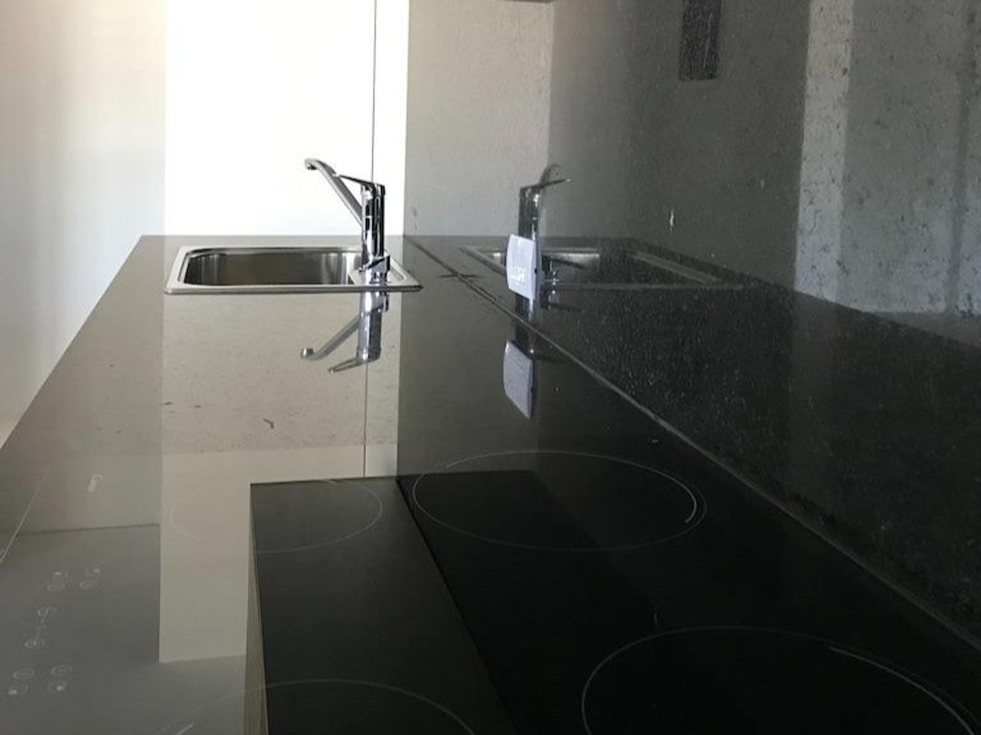 VENTA - PASIONARIA MARTINEZ - AMENITIES - 2 Coch