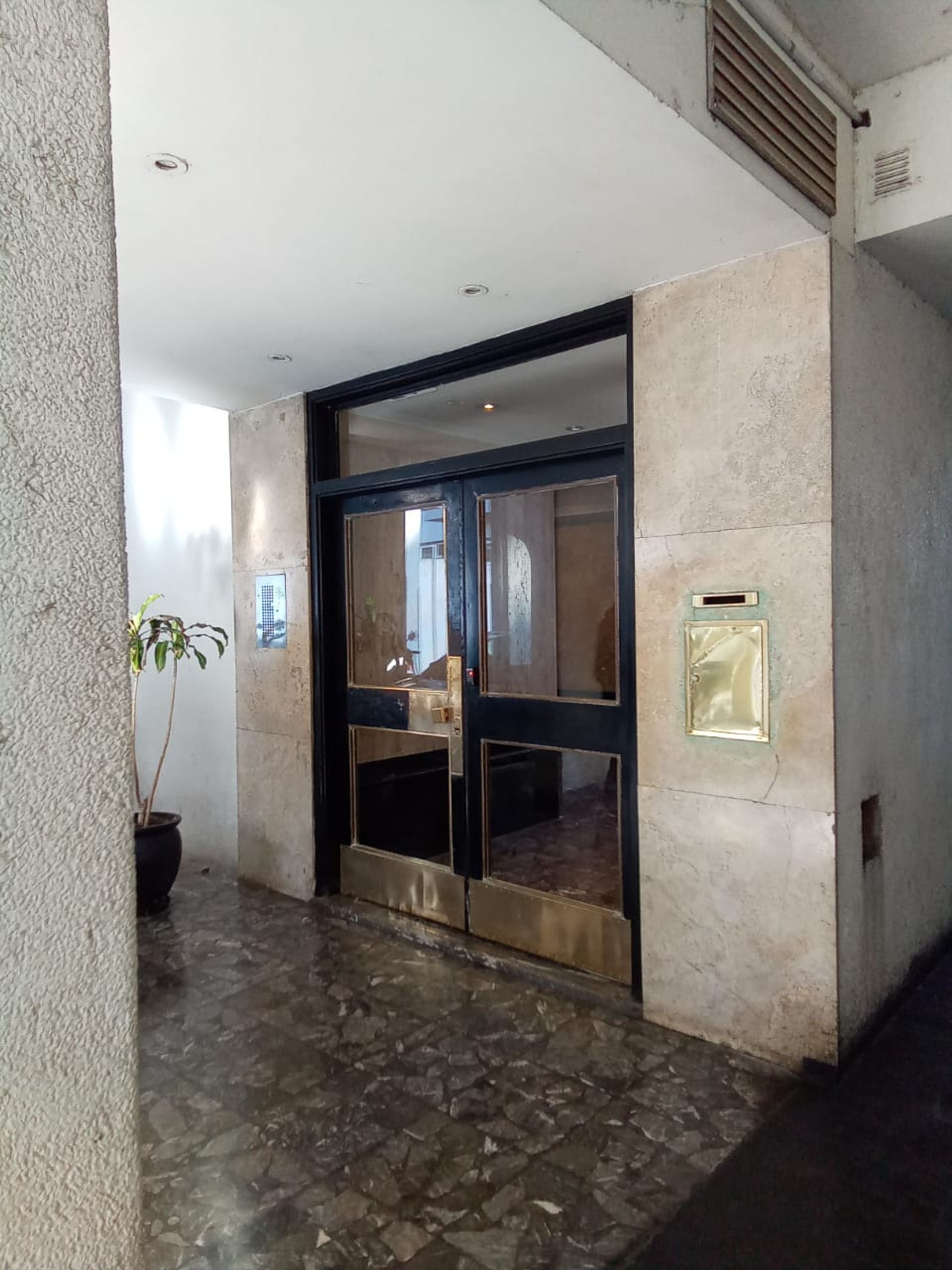 Venta en Vicente López Dep.to Dos Amb. en Torre