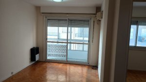 Apartment for Sale in Vicente López: Two Rooms in Tower