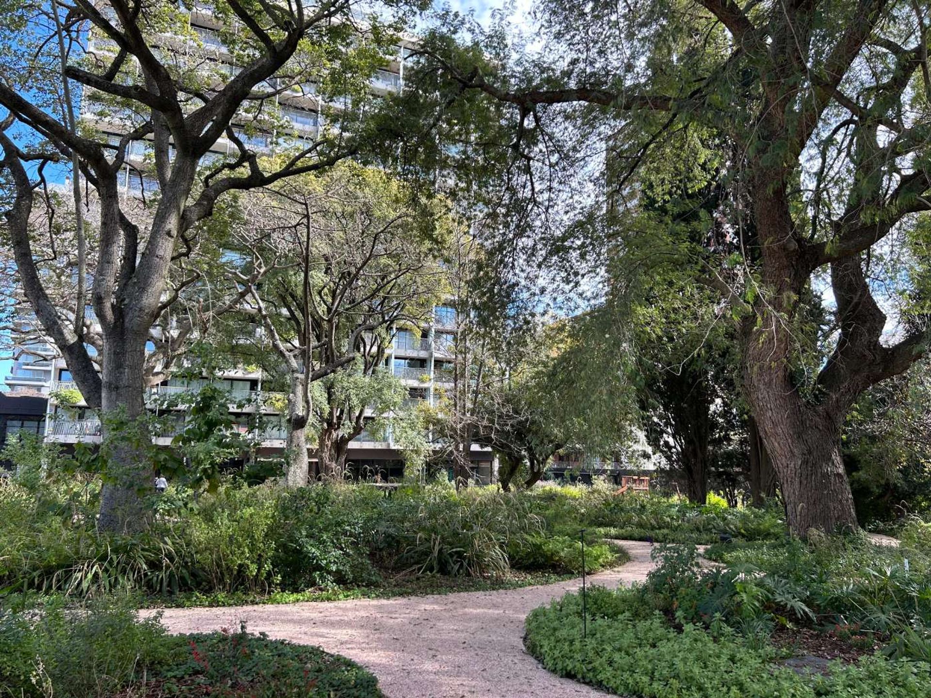 Sale Apartment 3 Rooms with Amenities – Category Seller Lopez