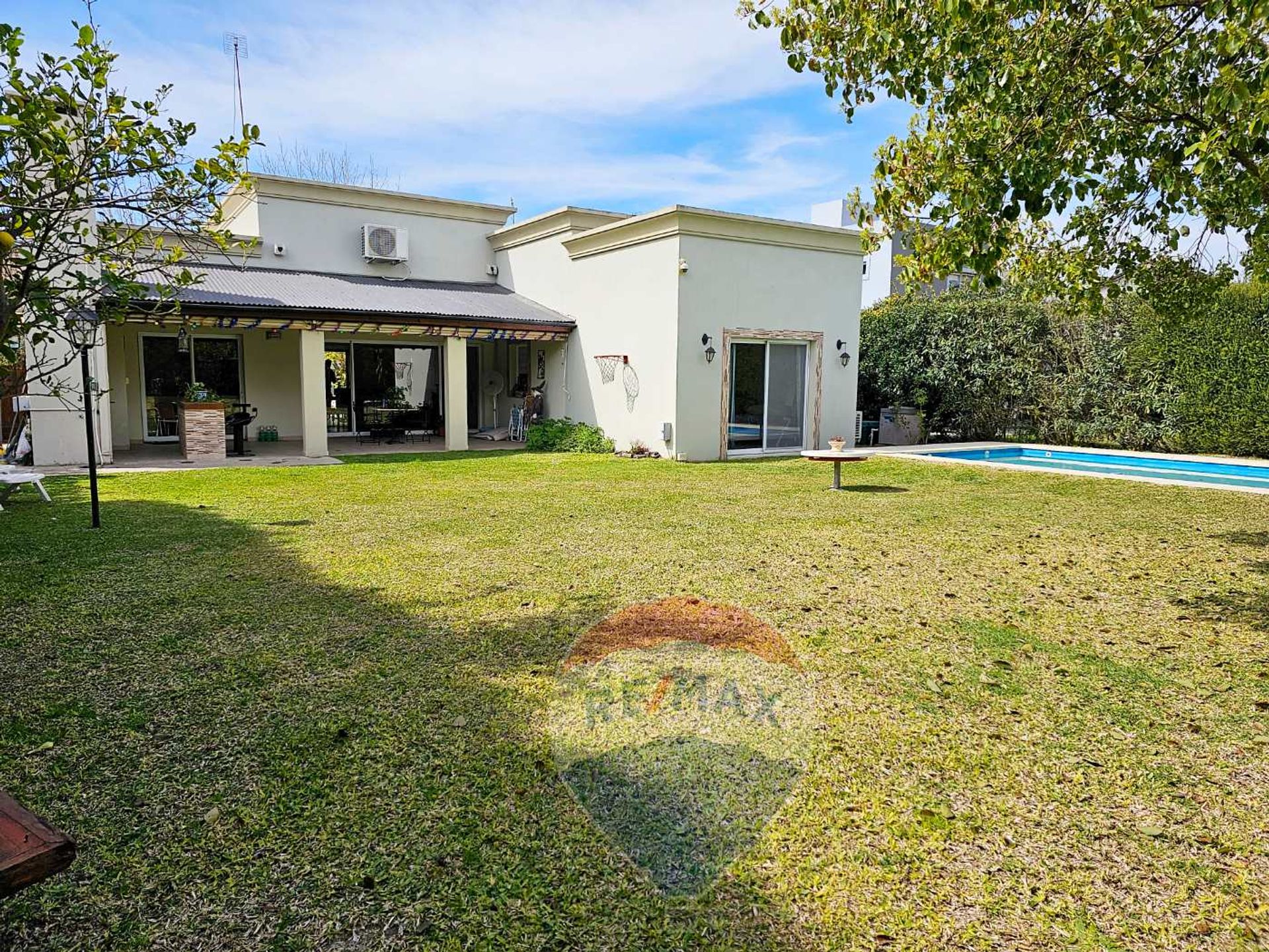 Venta Casa Una Planta San Isidro Labrador Permuta