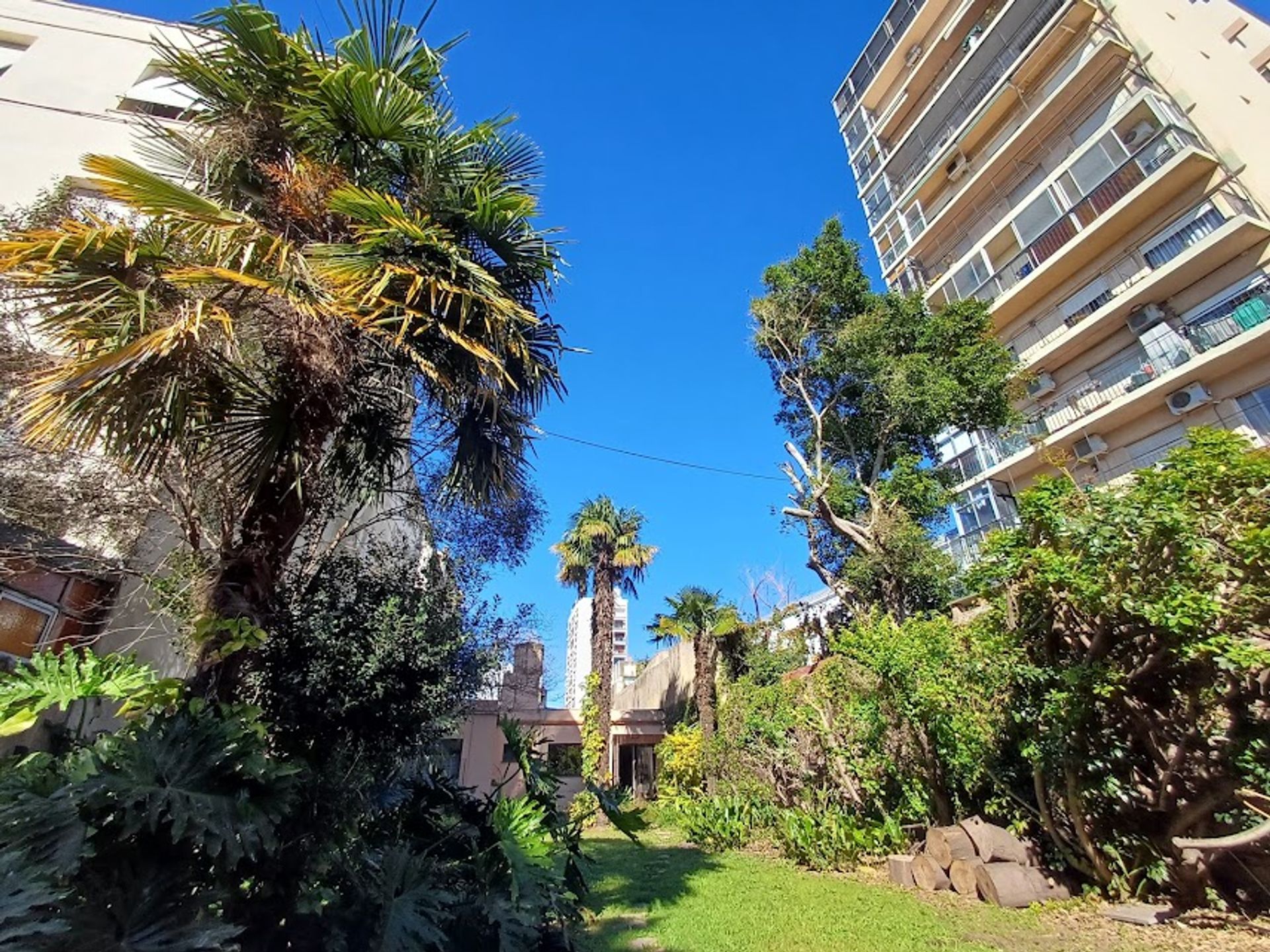 Venta Casa 7amb. Jardin Vicente Lopez APTOCREDITO