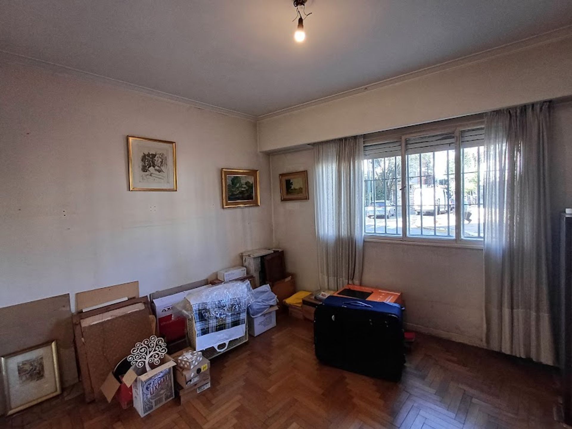 Venta Casa 7amb. Jardin Vicente Lopez APTOCREDITO