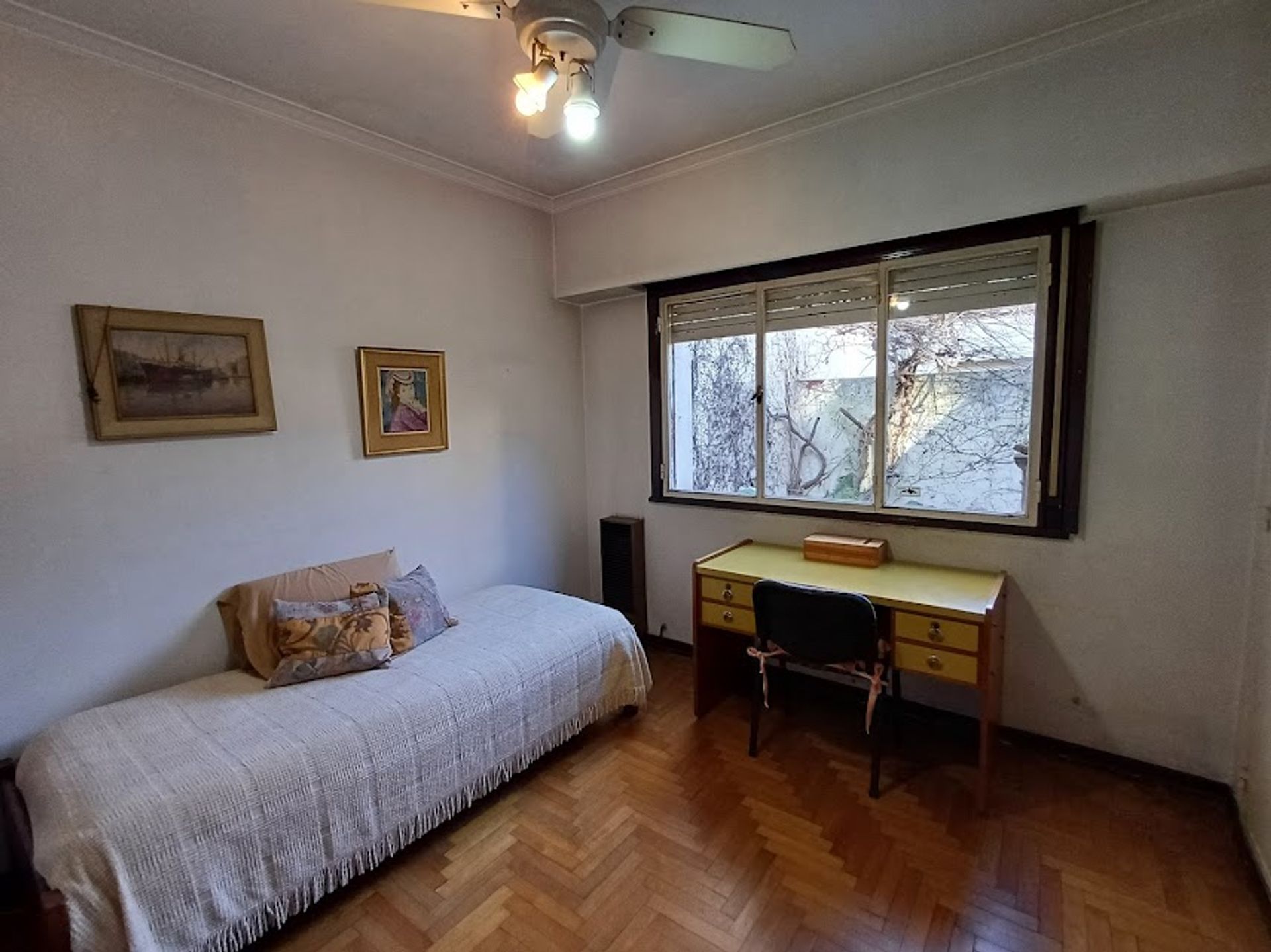 Venta Casa 7amb. Jardin Vicente Lopez APTOCREDITO