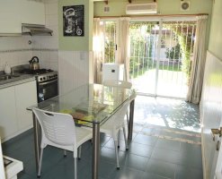 Venta casa 2 dormitorios jardin con escritorio