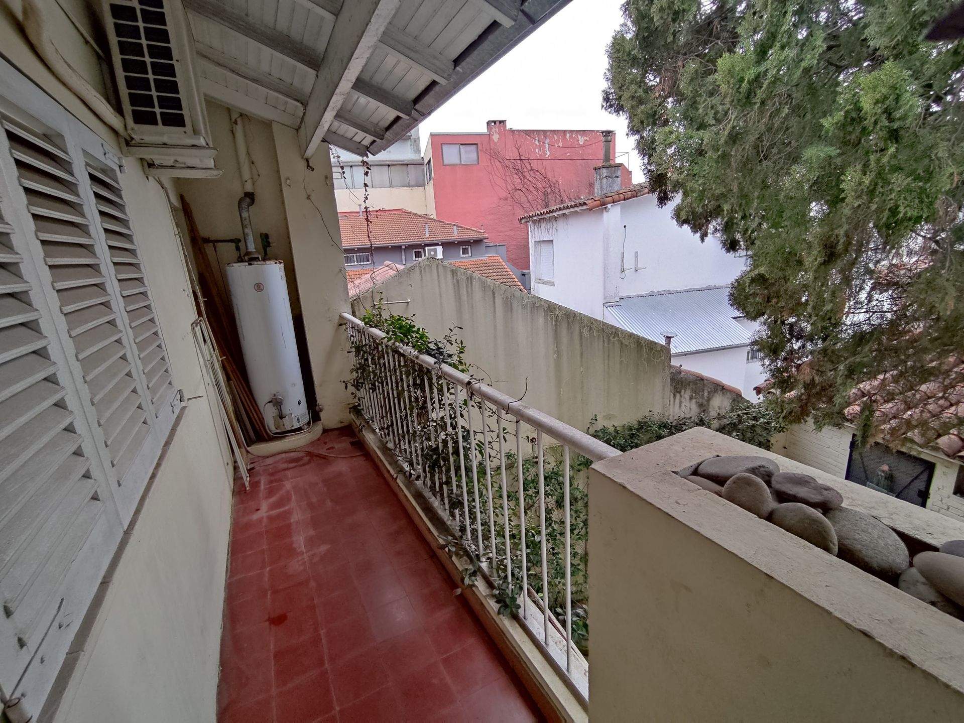 Venta Casa 7 amb. San Isidro tribunales. 255m2