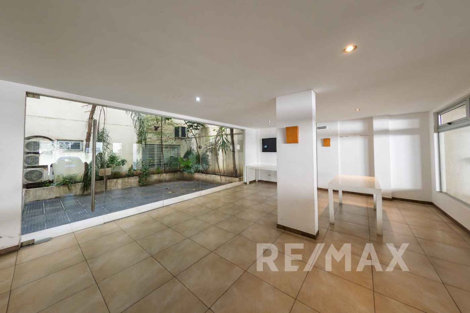 Venta Departamento 4 Amb Terraza Pileta Florida