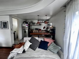 Triplex for Sale - 3 Rooms, Patio & Balcony - Florida