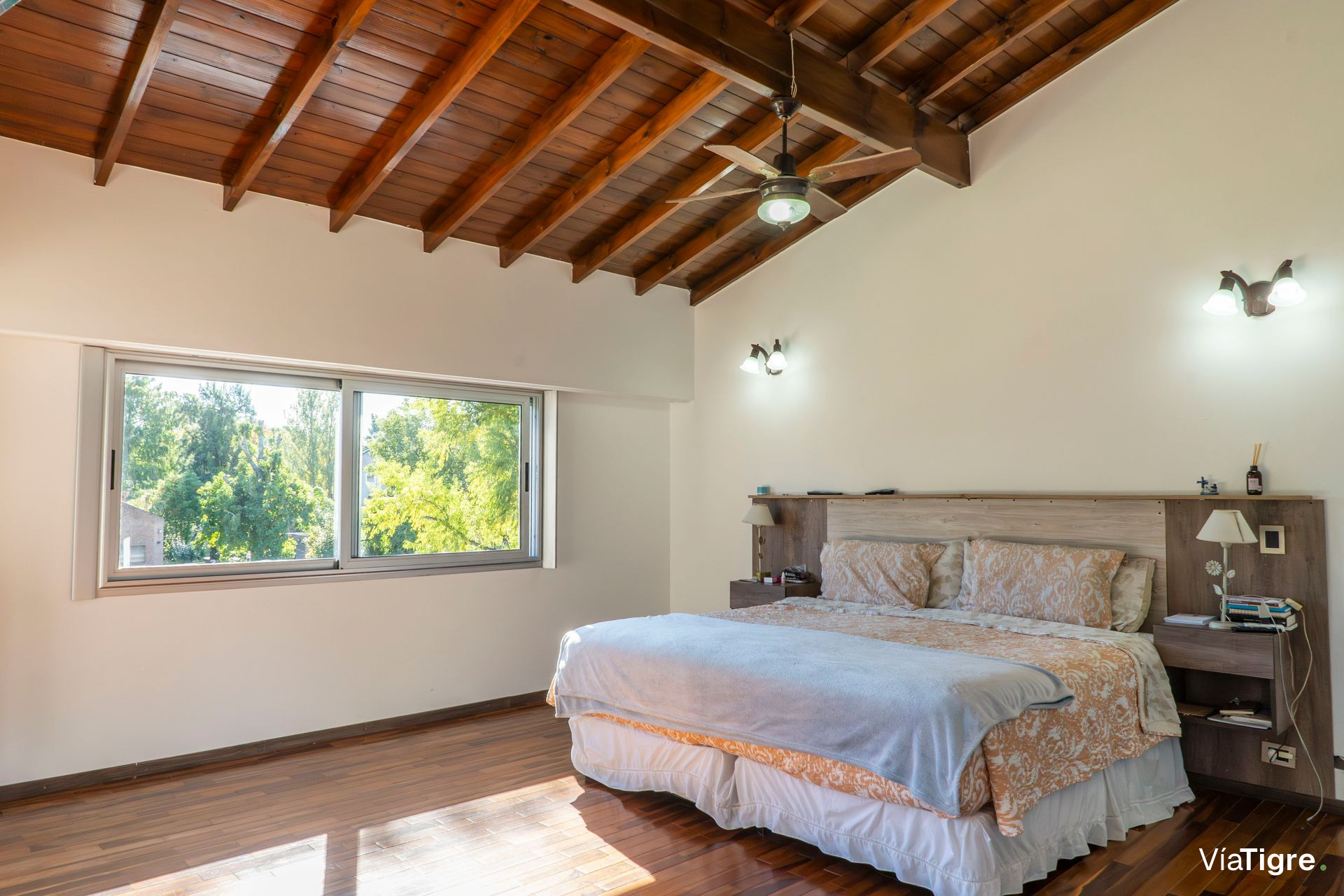 Venta Casa 6 amb al RIO c/amarra Boatcenter Tigre