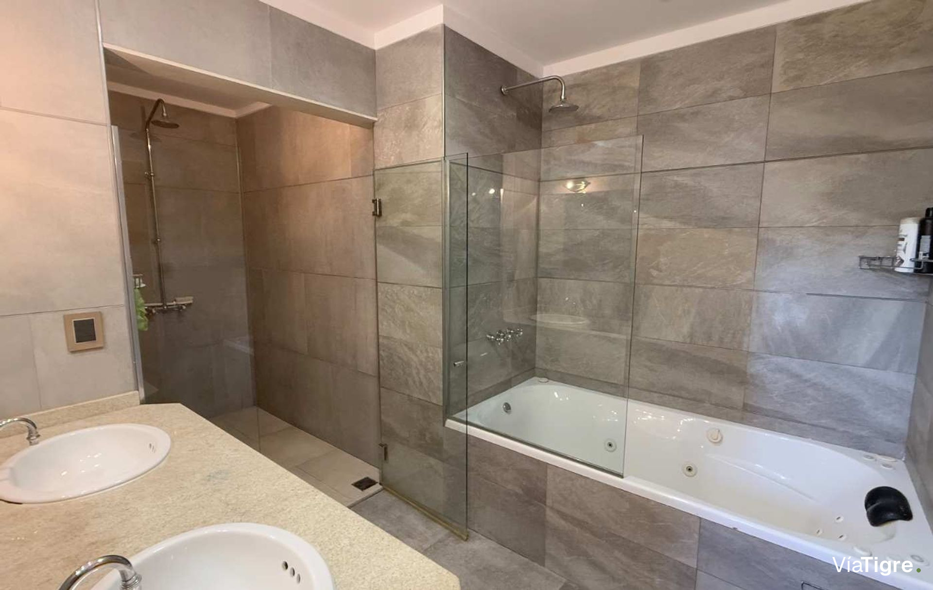 Venta Casa 6 amb al RIO c/amarra Boatcenter Tigre