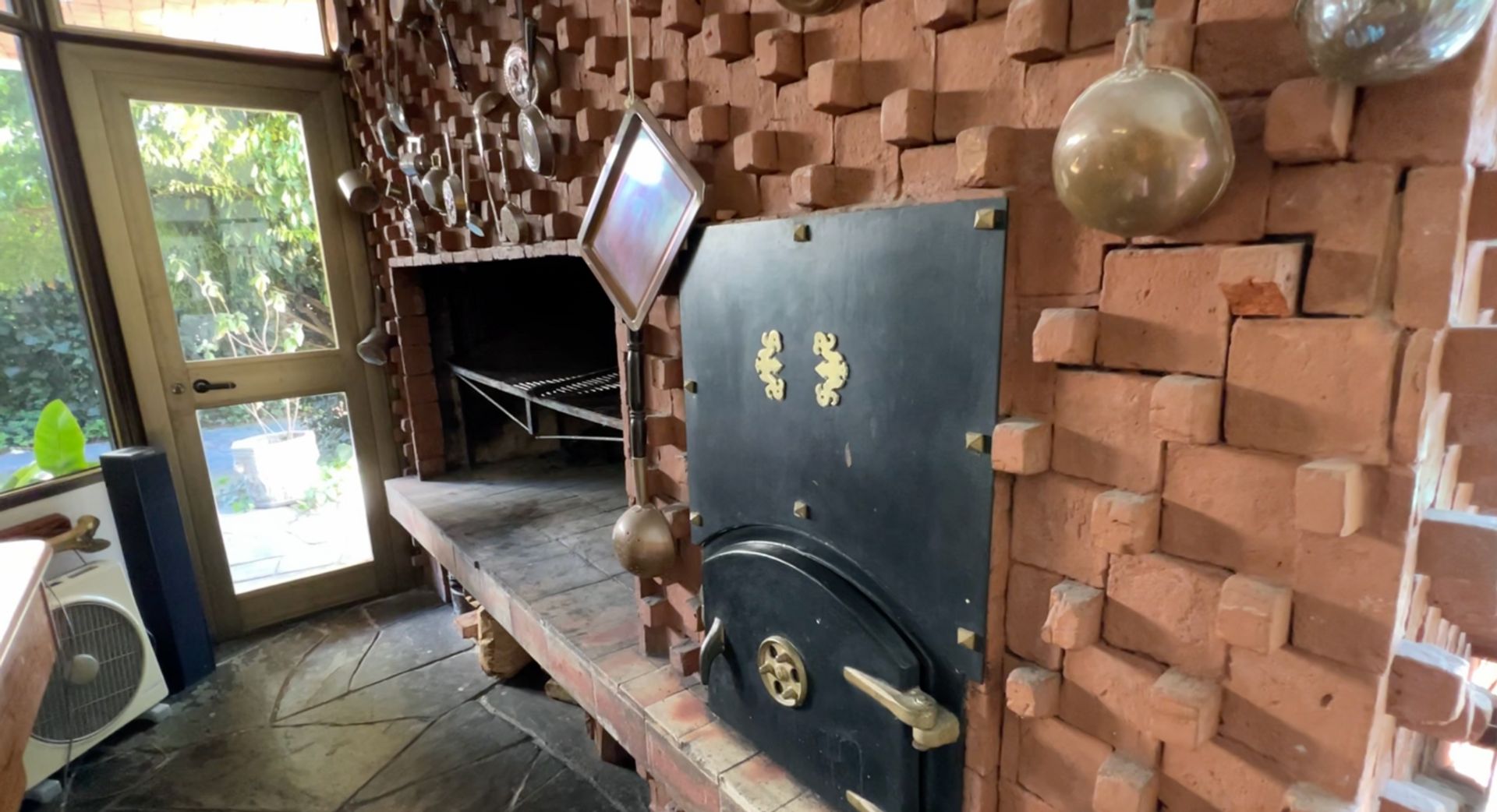 Venta Acassuso casa 6 amb. Perú y Libertador.