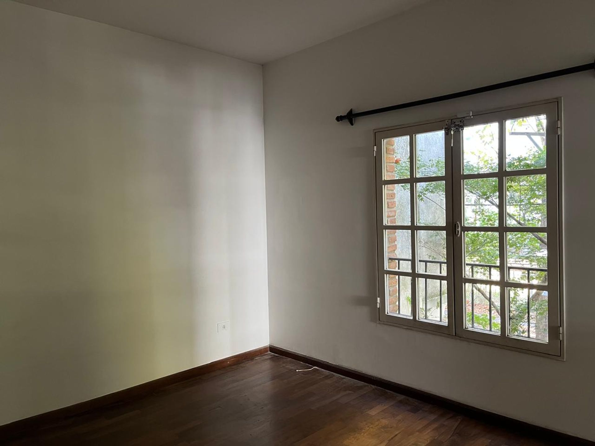 Casa En Venta 4 Dormitorios Cochera Vte Lopez