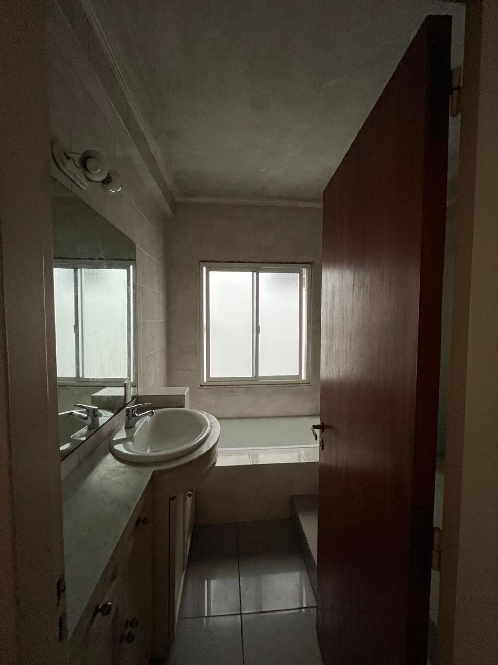 Casa En Venta 4 Dormitorios Cochera Vte Lopez