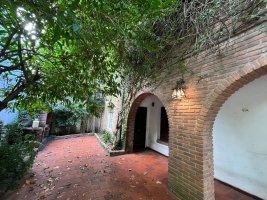 Casa En Venta 4 Dormitorios Cochera Vte Lopez