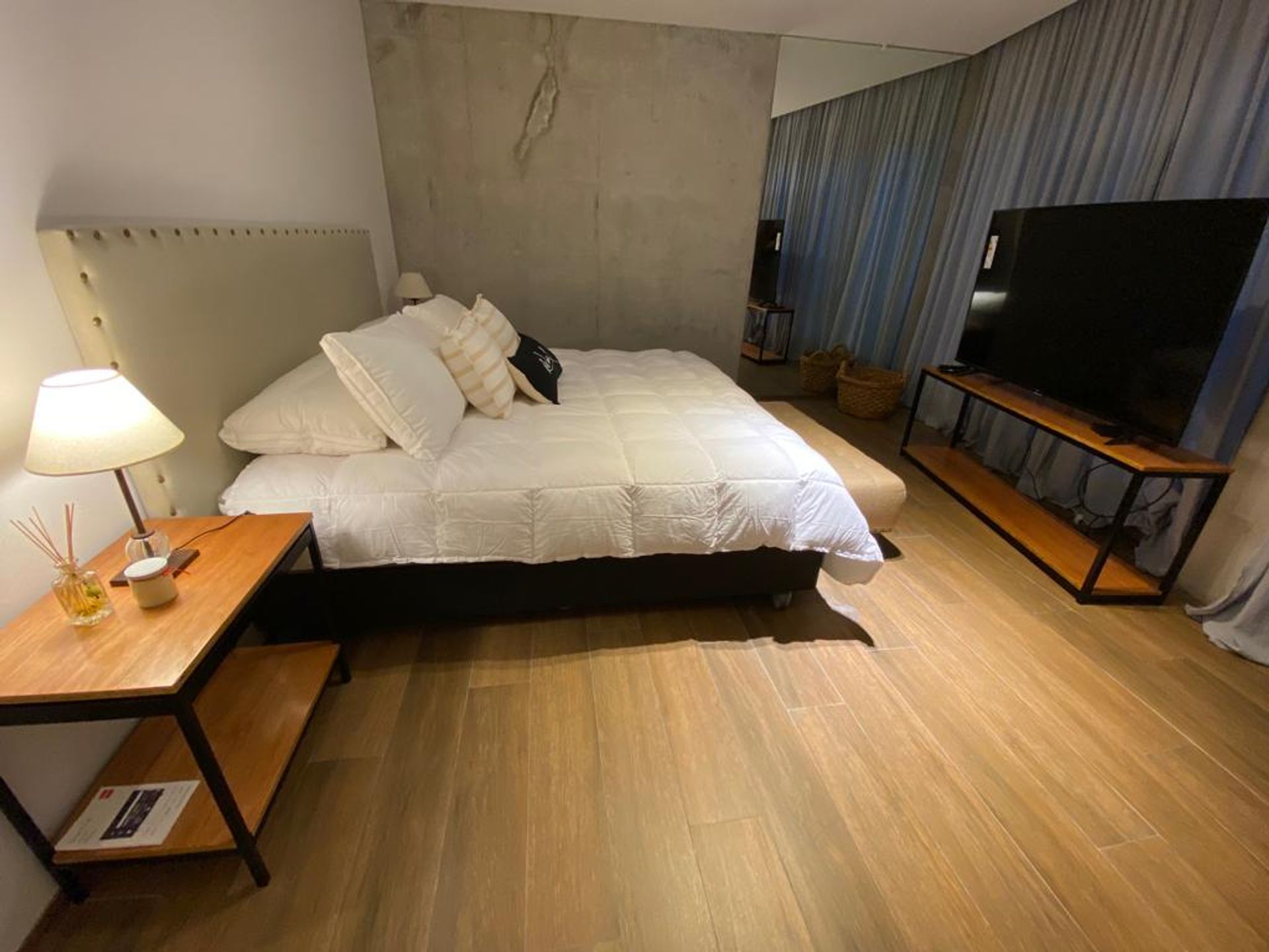 Venta Casa 5 Amb. Om Punta Chica Con Cochera