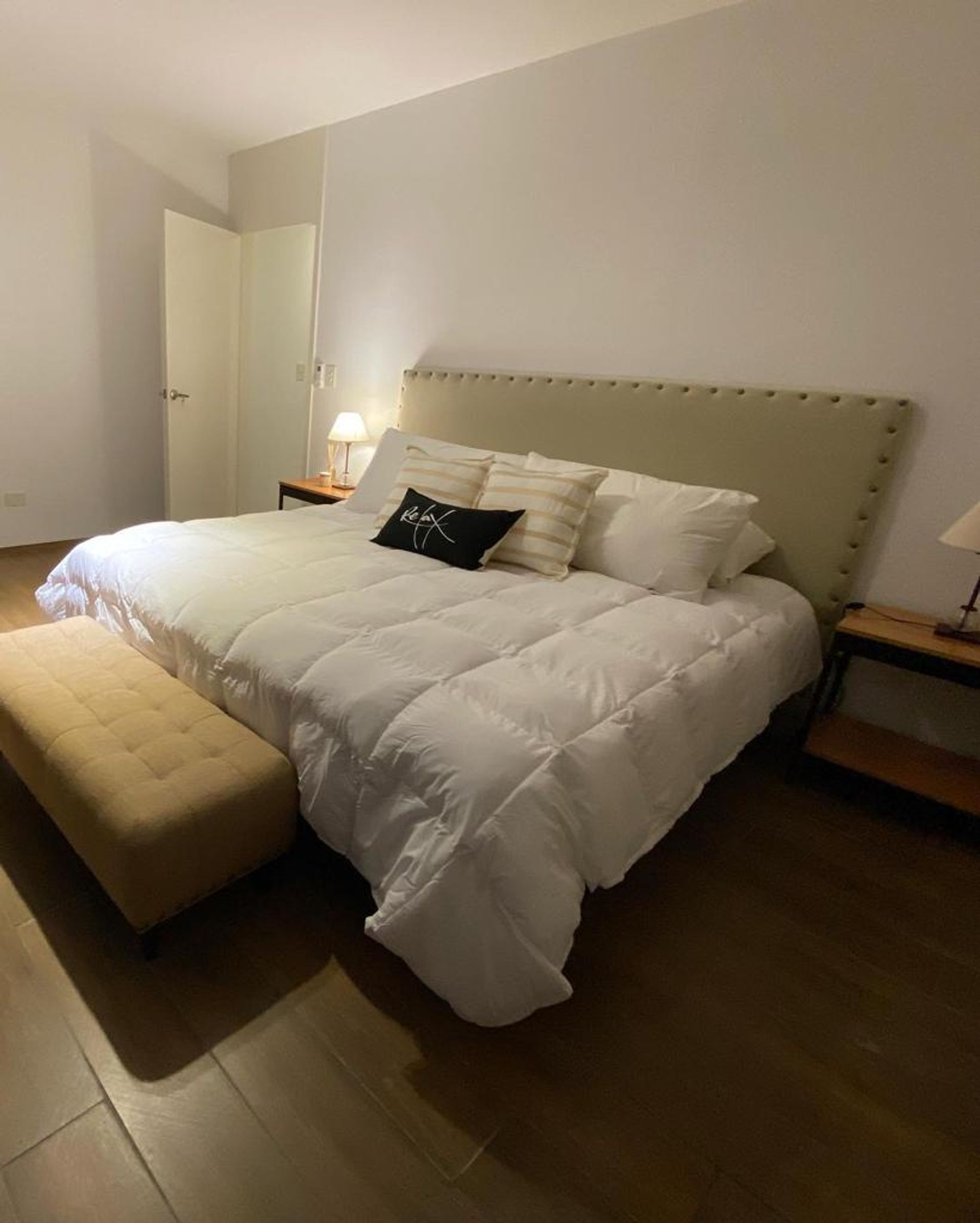 Venta Casa 5 Amb. Om Punta Chica Con Cochera