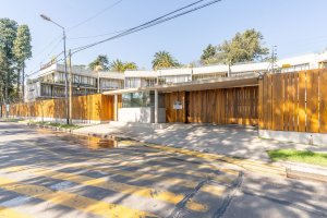 Venta Casa 5 Amb. Om Punta Chica Con Cochera