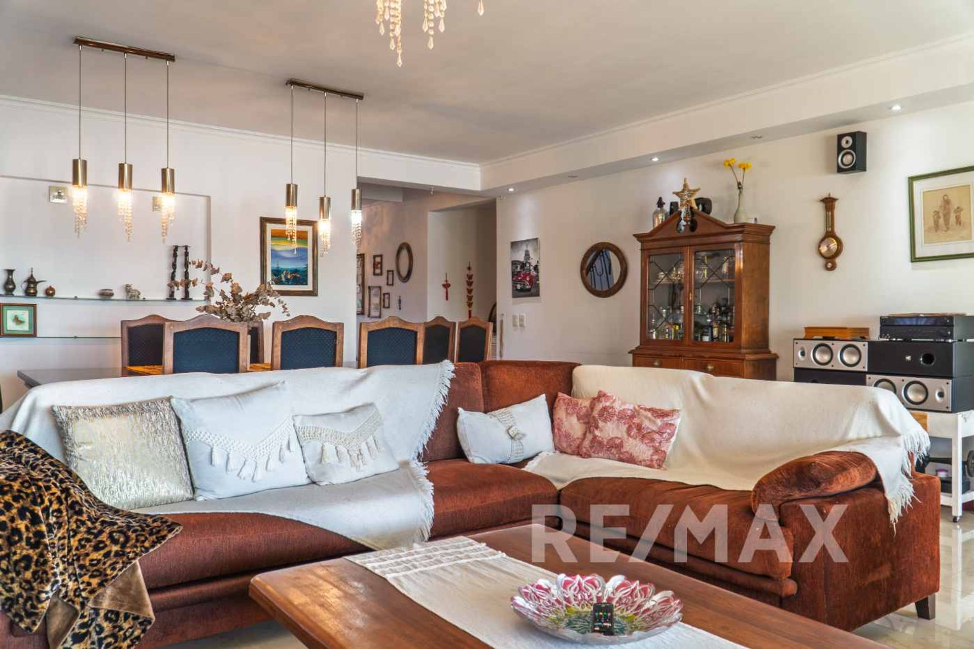Venta Casa San isidro Labrador a la laguna amarra