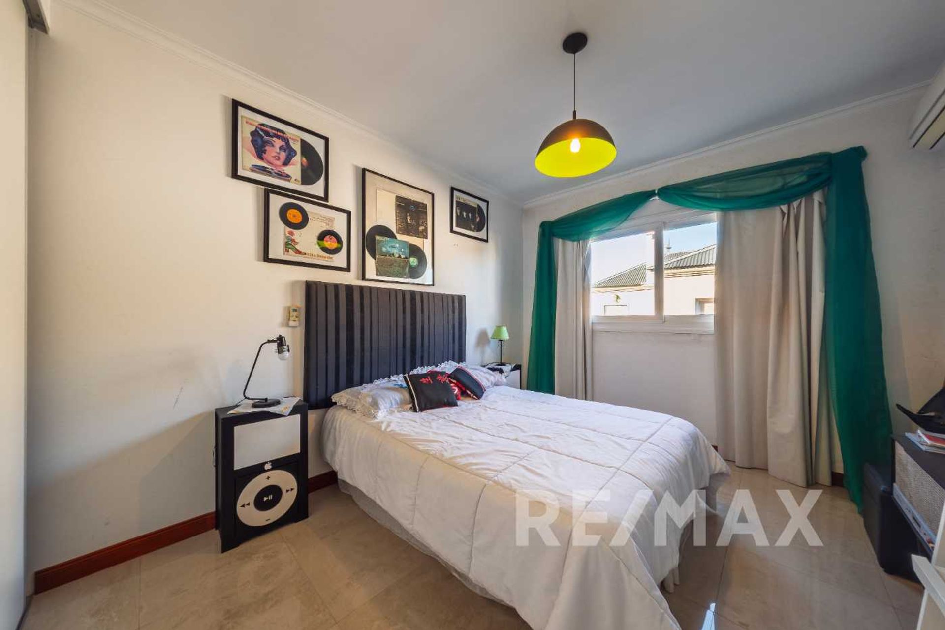 Venta Casa San isidro Labrador a la laguna amarra