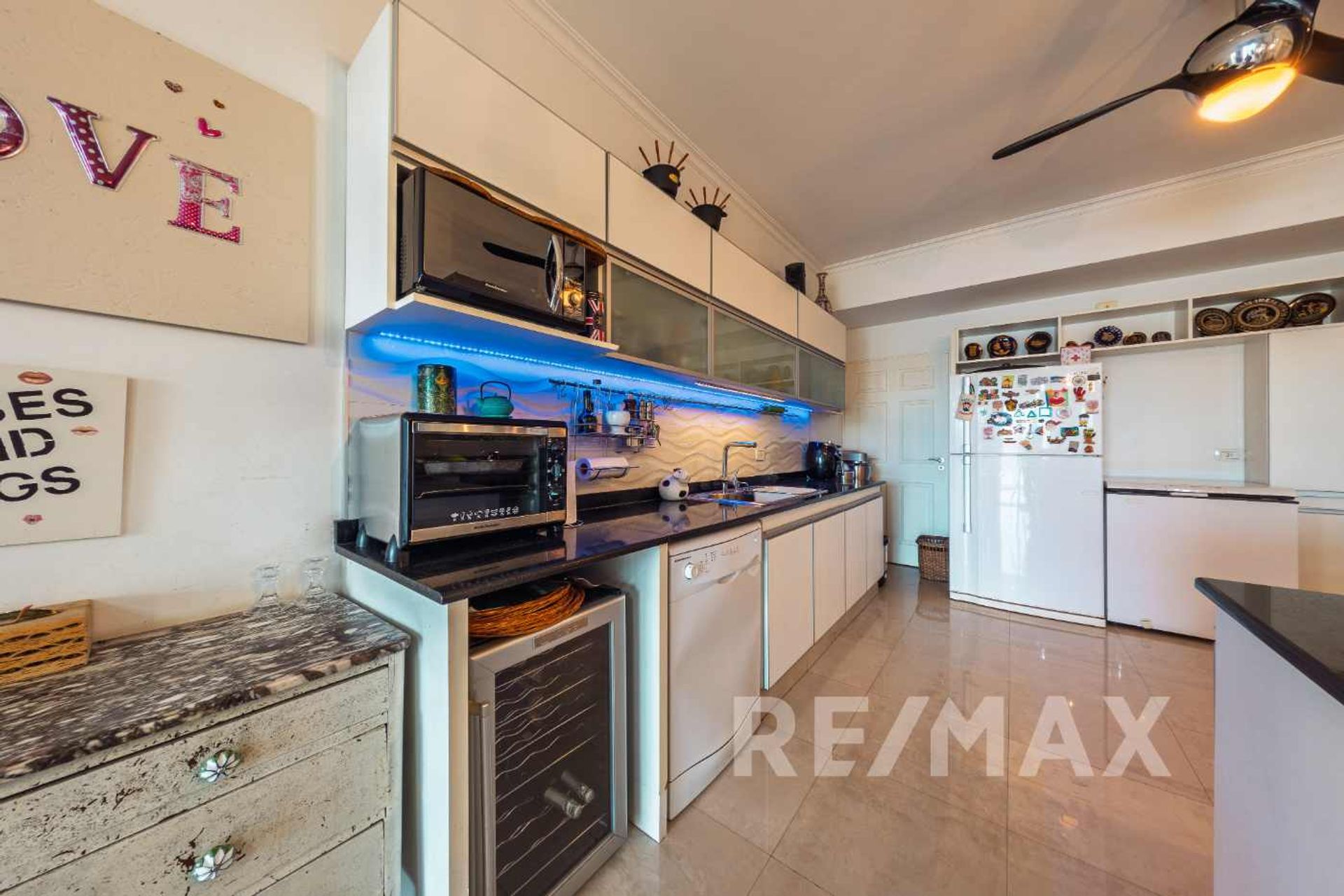 Venta Casa San isidro Labrador a la laguna amarra