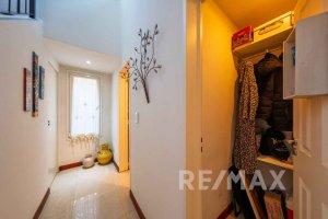Venta Casa San isidro Labrador a la laguna amarra