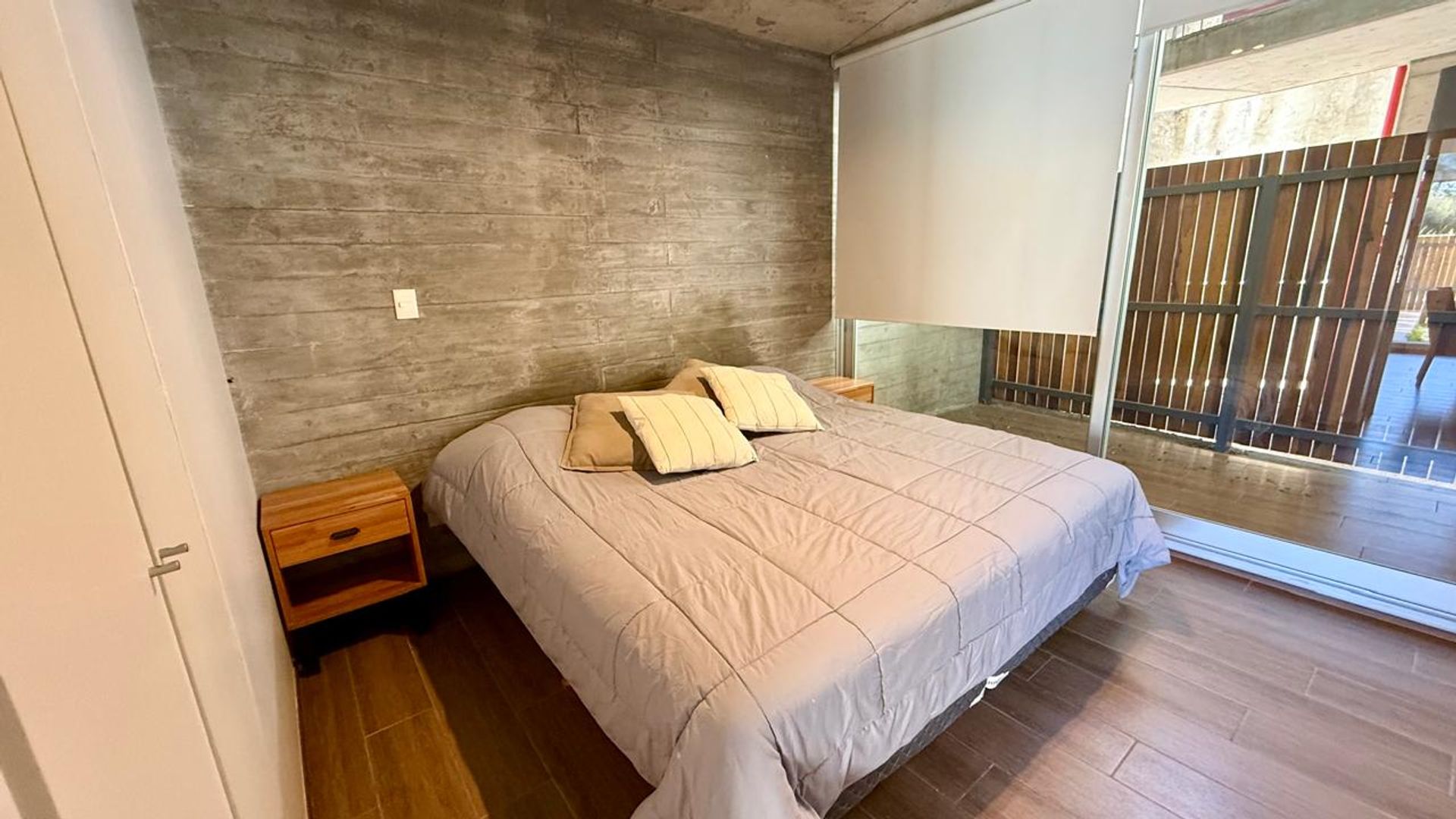 Venta Casa 4 Amb. Con Cochera En Om Punta Chica