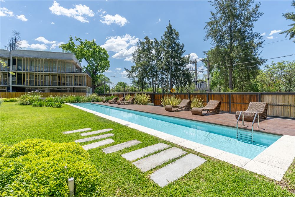 Venta Casa 4 Amb. Con Cochera En Om Punta Chica