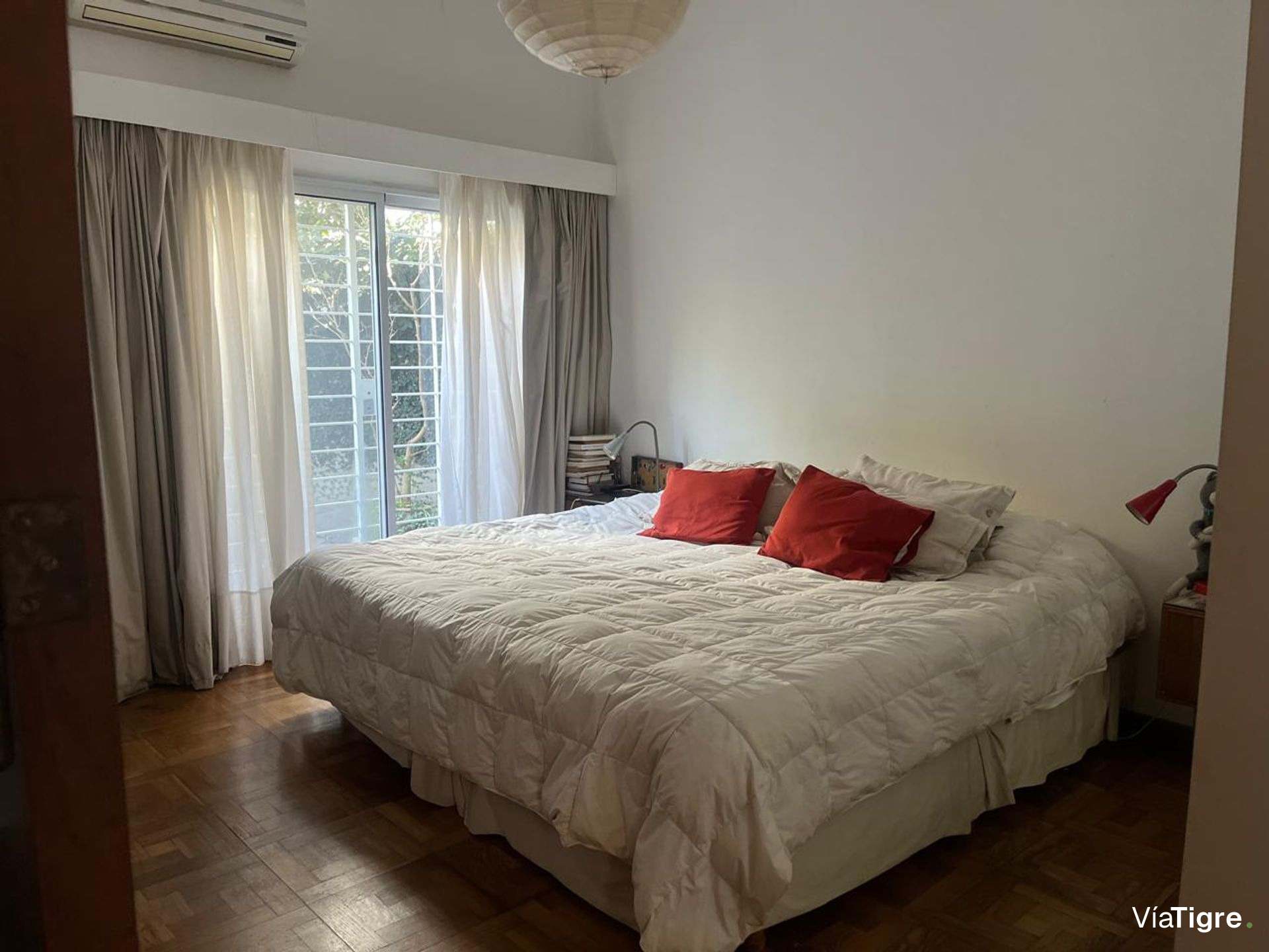 Casa c Jardín y play room– V. López, Florida